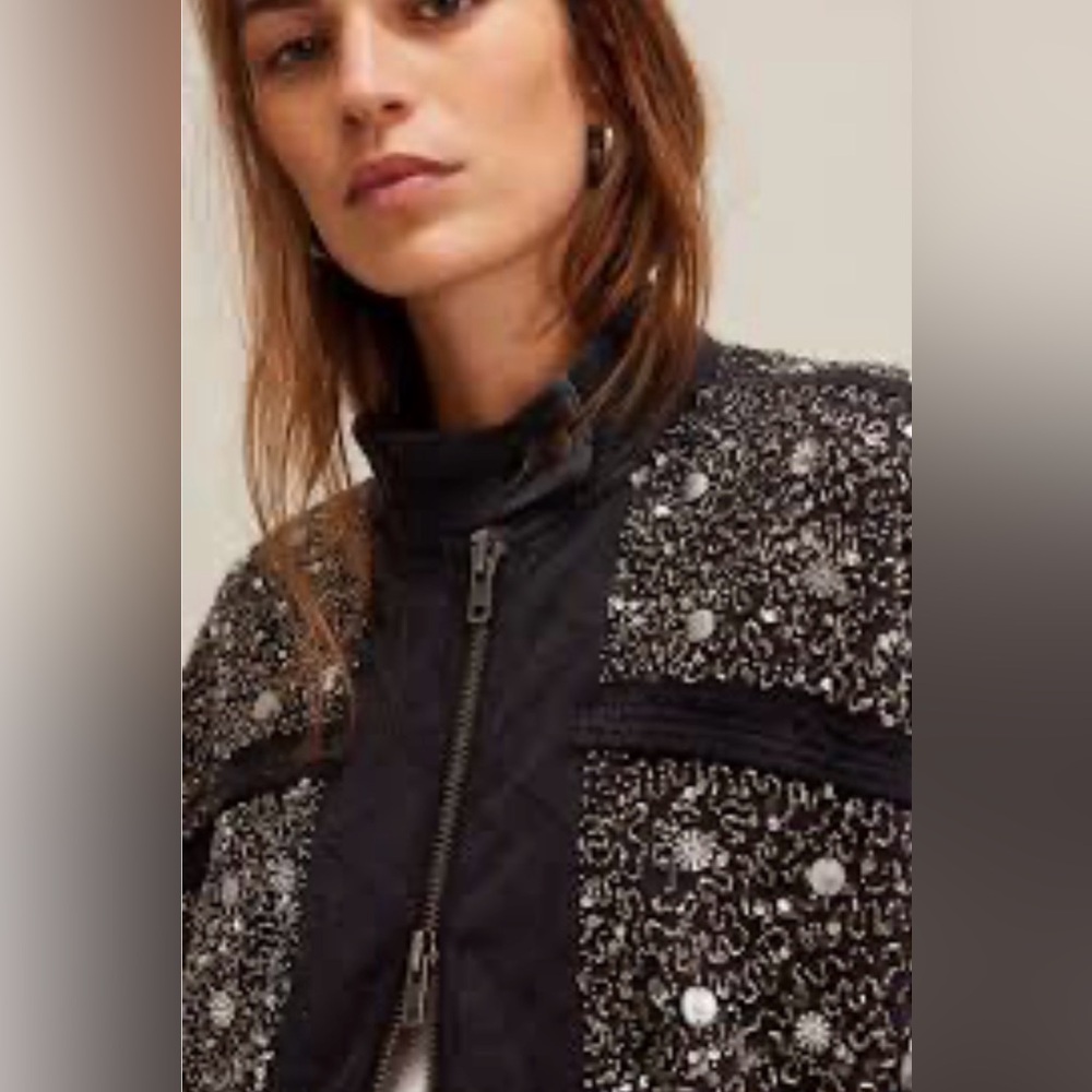 NWT FREE PEOPLE SPARKLE SWEATSHIRT IN BLACK COMBO 🔥🔥🔥 - Picture 2 of 5